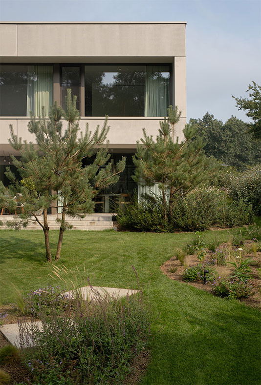 house bl